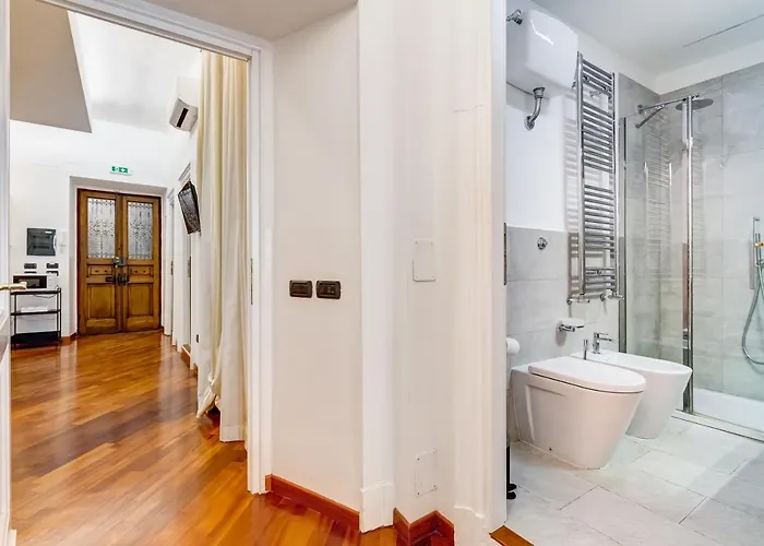 Bdc - Spanish Steps Gold 2bdr Apartament *